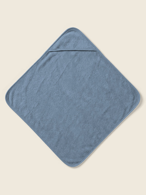 Babyhanddoek met kap en tekst, in de kleur Nordic Blauw