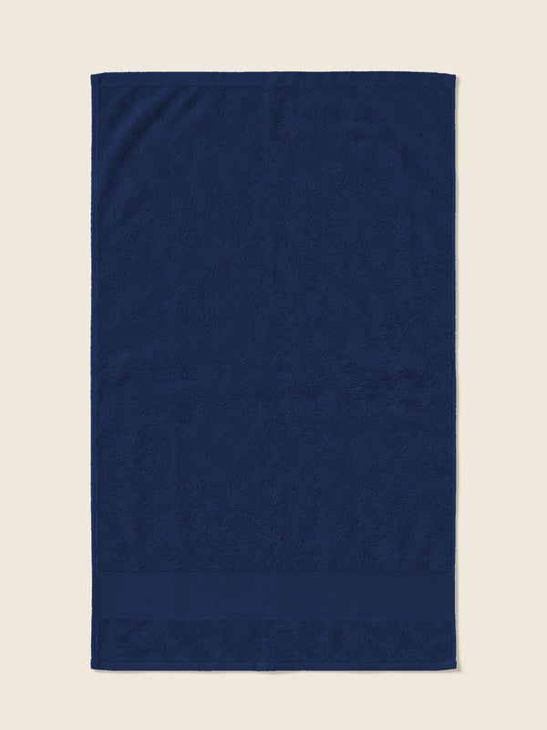 Serviette avec date en chiffres romains, dans la couleur Navy