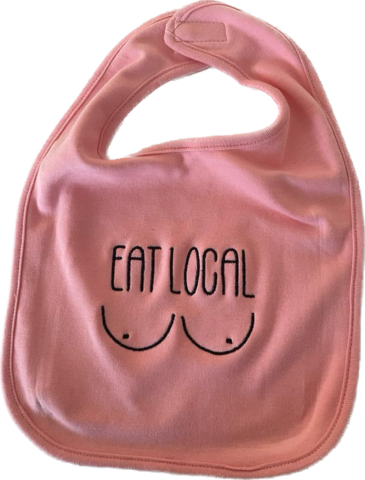 Bavetje van premium kwaliteit in het roze. Geborduurd met eat local. Perfecte cadeau voor baby's. Volledig personaliseerbaar. Snelle levering