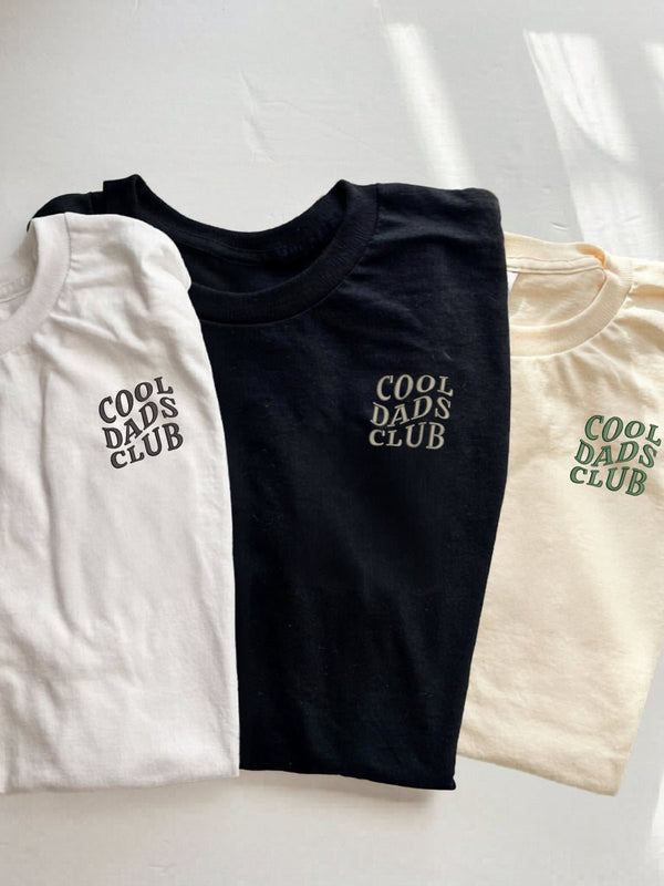Drie T-shirts met Cool Dads Club