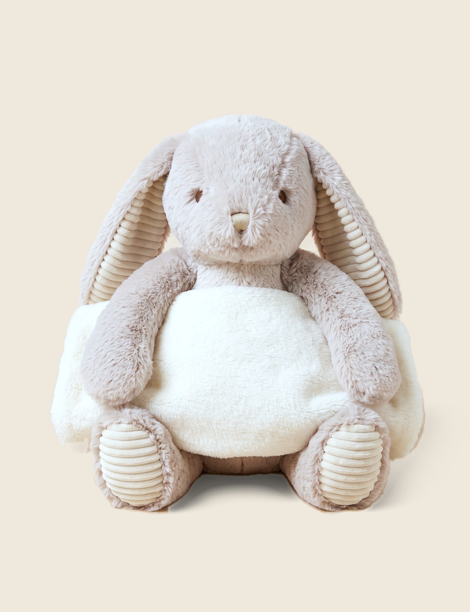 Gepersonaliseerd dekentje met knuffel: konijntje met wit dekentje | Tice Nits