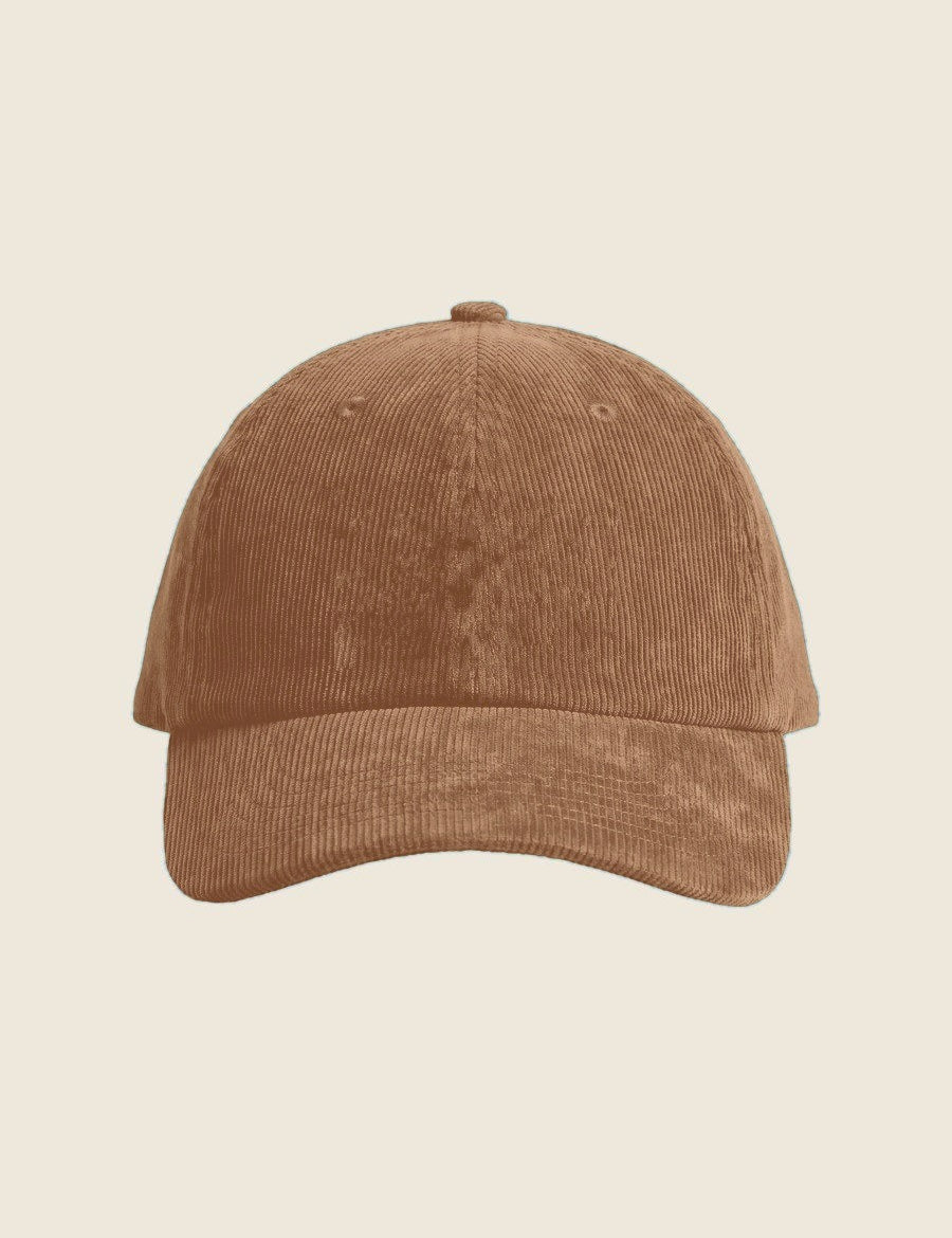 Velour cap in de kleur Camel, nog zonder borduring